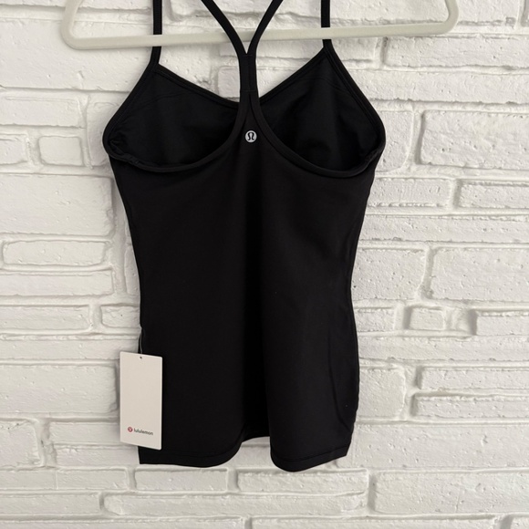 NWT Lululemon Power Y Tank - Black, size 6 - Picture 3 of 6